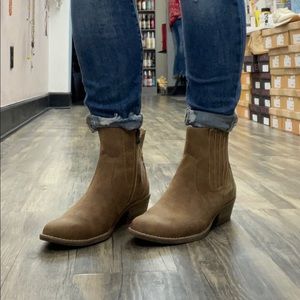 Brown prospector boots
